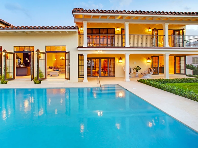 CC Luxury Living