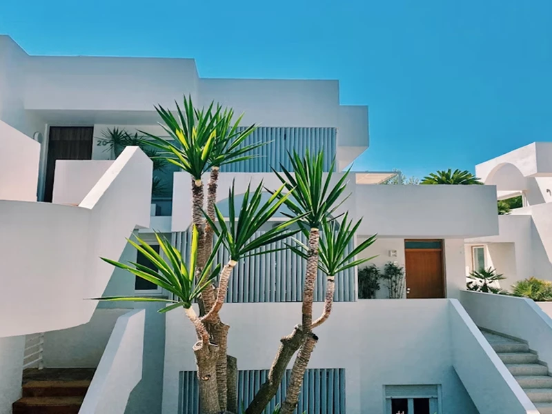 CC Luxury Living